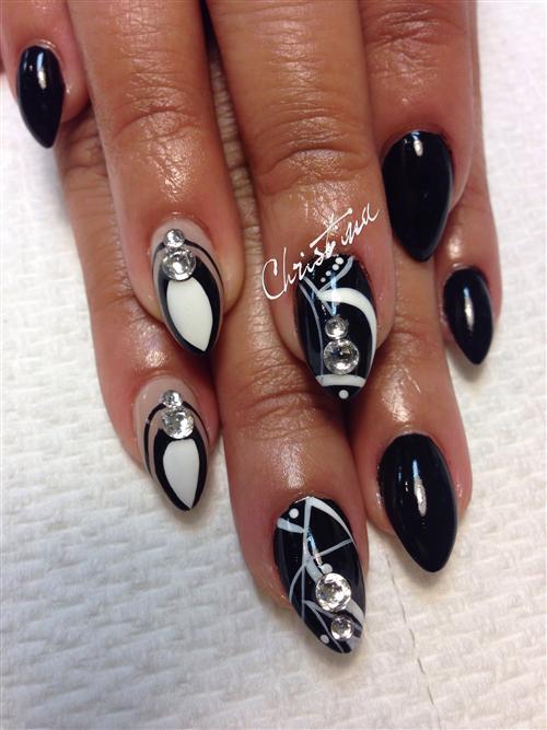 Black and Nude Sexy Nail Art