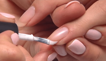 Create the Perfect CND Shellac French Manicure